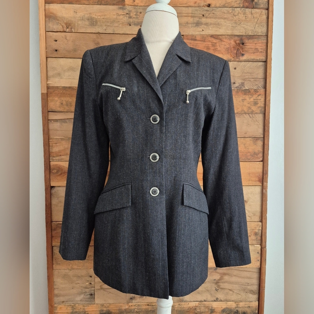 Chic Charcoal Pinstripe Blazer Shoulder Pads Zipper & Button Accents Officecore